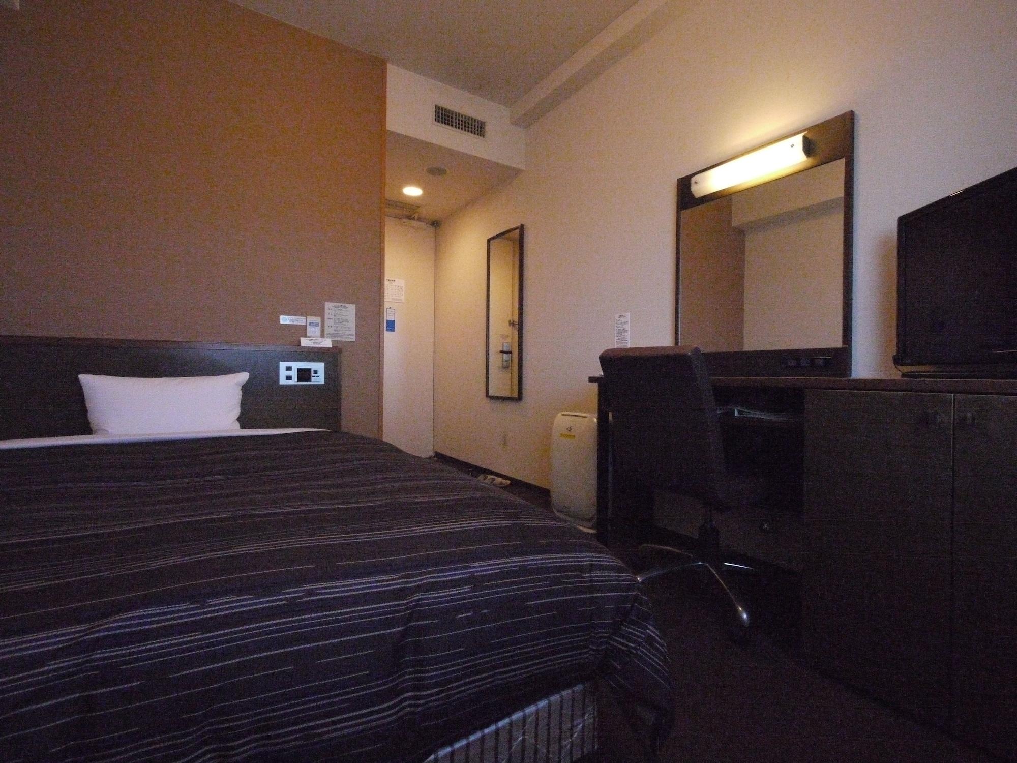 Hotel Route-Inn Higashimuroran Ekimae Экстерьер фото