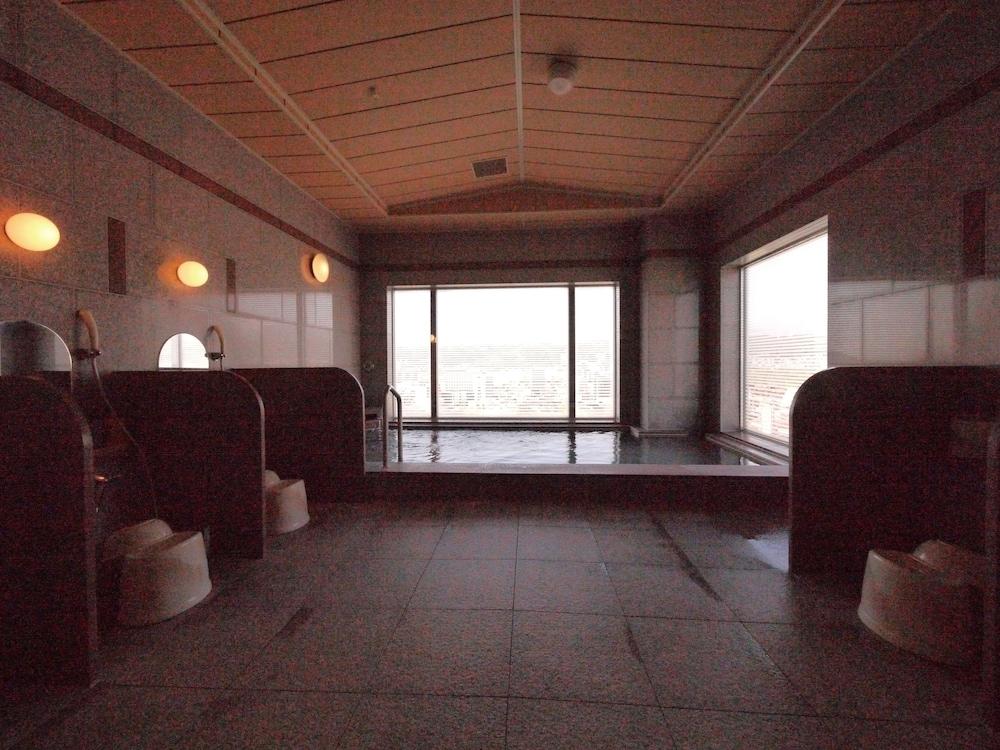 Hotel Route-Inn Higashimuroran Ekimae Экстерьер фото