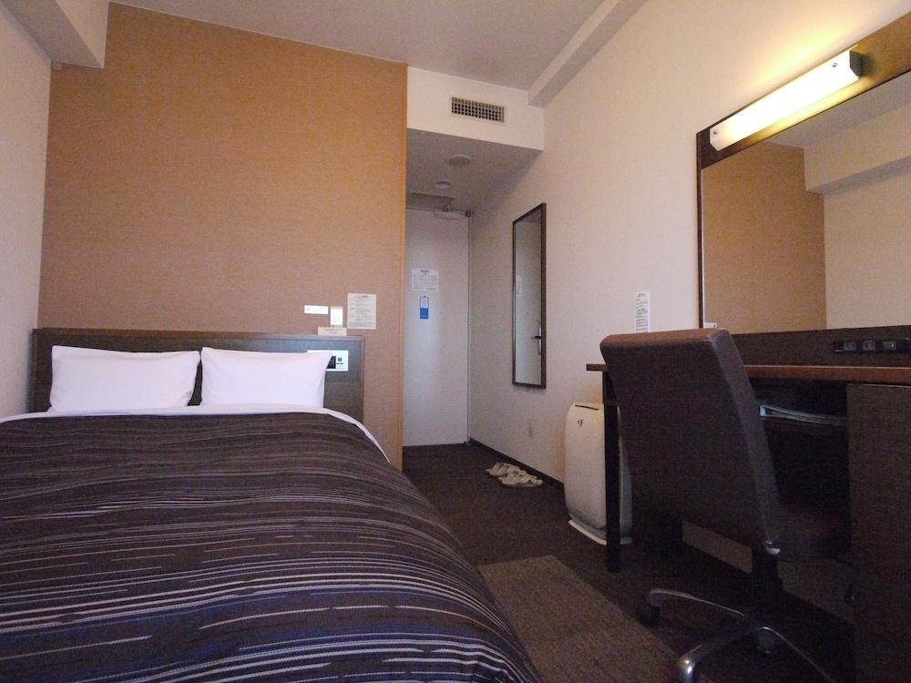 Hotel Route-Inn Higashimuroran Ekimae Экстерьер фото