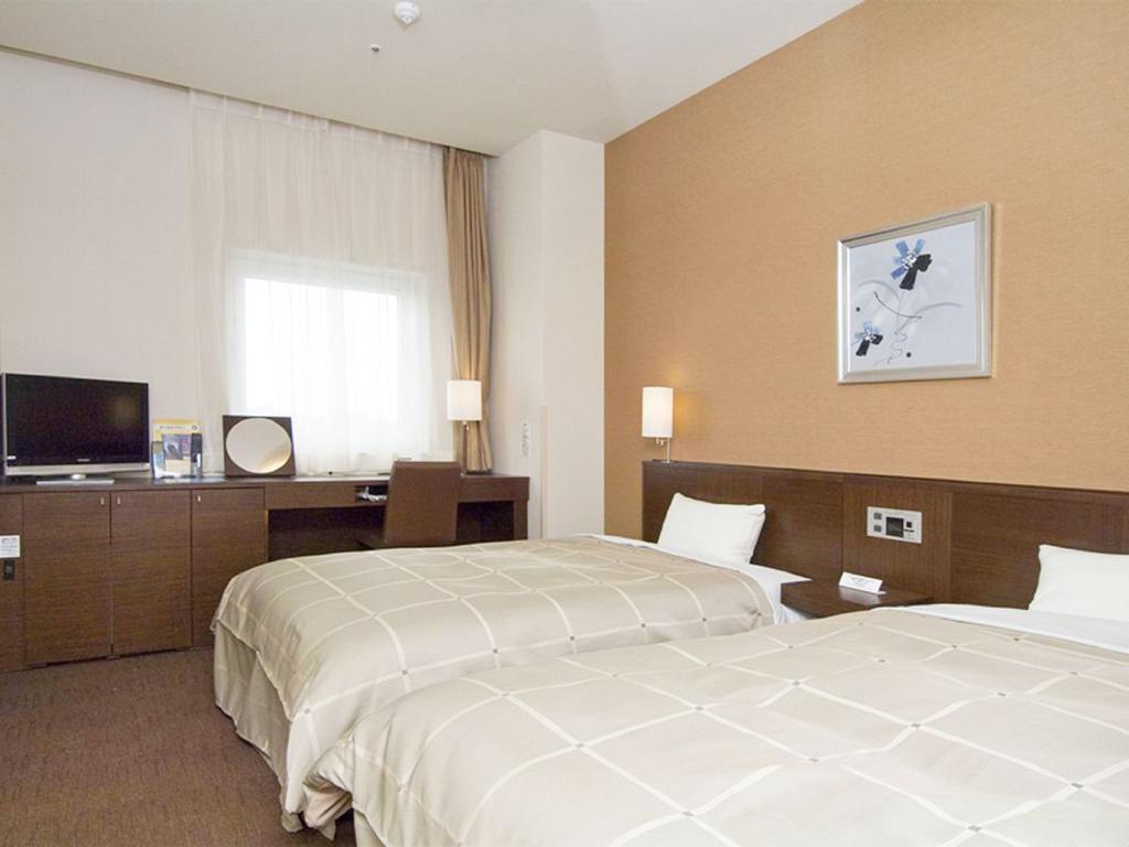 Hotel Route-Inn Higashimuroran Ekimae Экстерьер фото